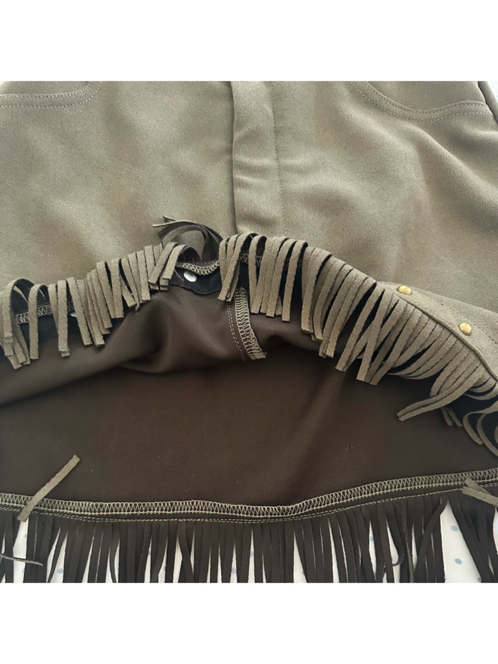SHEIN Olive Green Faux Suede A-Line Mini Skirt | Fringe Hem | Size XS - Picture 5 of 7